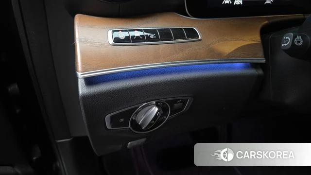 Mercedes-Benz E-Class W213 id 4562361 из Кореи 10