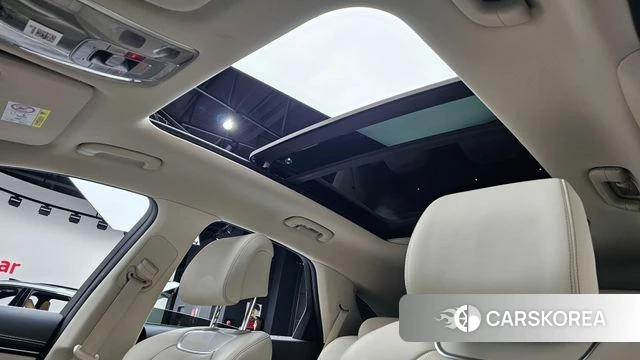 Genesis GV70 id 3897325 из Кореи 10