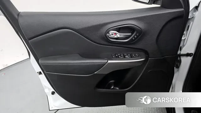 Jeep Cherokee (KL) id 3373748 из Кореи 10