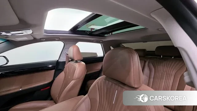 Hyundai Grandeur (GN7) id 3566175 из Кореи 10