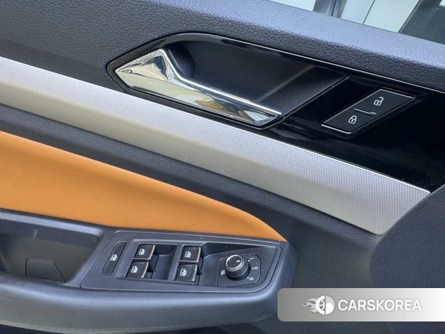 Volkswagen Bora id 4256947 из Китая 10