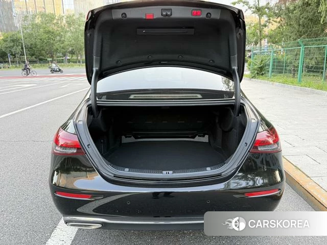 Mercedes-Benz E-class id 4393228 из Китая 10