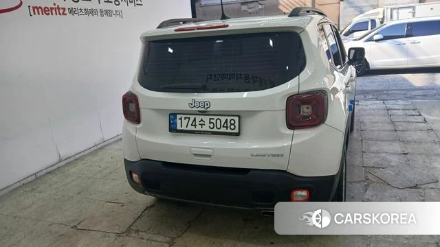 Jeep Renegade id 4642045 из Кореи 10