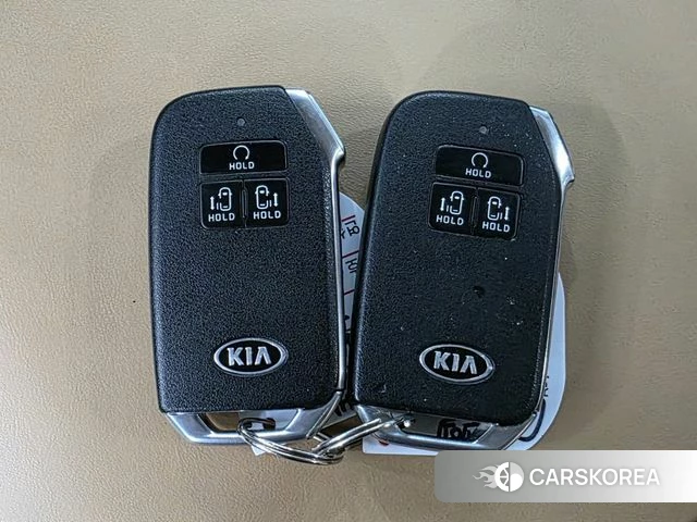 Kia Carnival 4th generation id 4609330 из Кореи 10