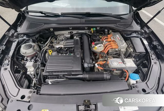 Volkswagen Passat PHEV id 4260126 из Китая 10