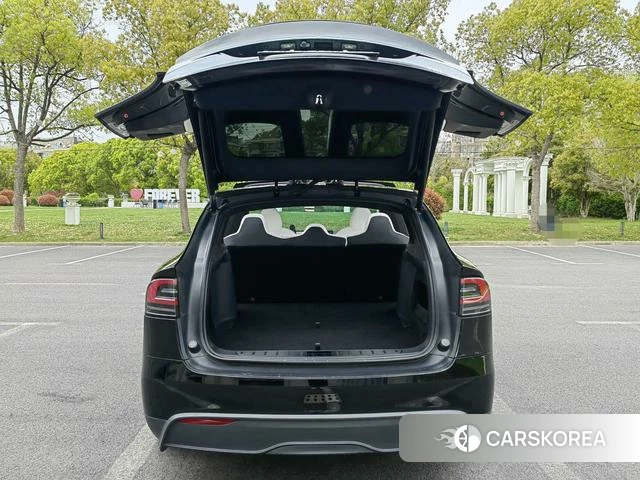 Tesla Model X id 4239064 из Китая 10