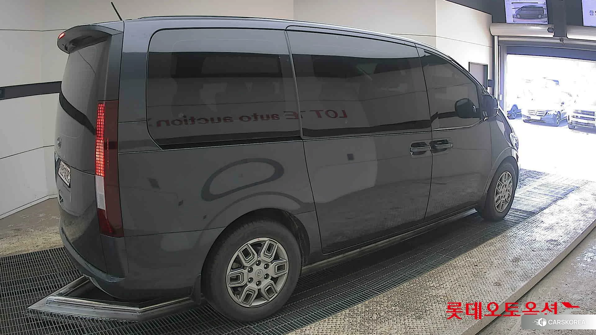 Hyundai Staria id 3882039 из Кореи 10