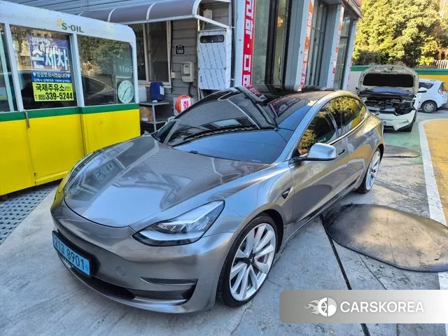 Tesla Model 3 id 3557128 из Кореи 10