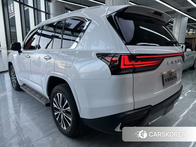 Lexus LX id 4262574 из Китая 10