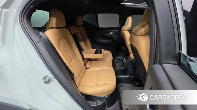 Volvo XC40 id 3379360 из Кореи 10