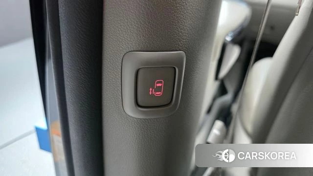 Kia The New Carnival id 4850132 из Кореи 10