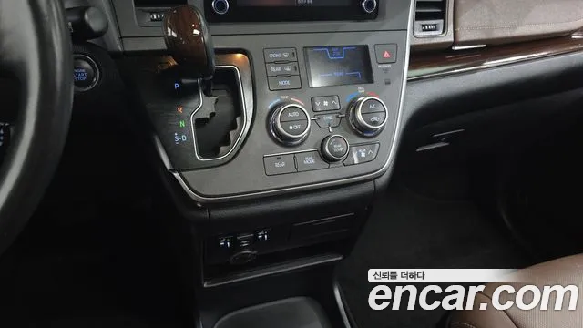 Toyota Sienna id 2760618 из Кореи 10