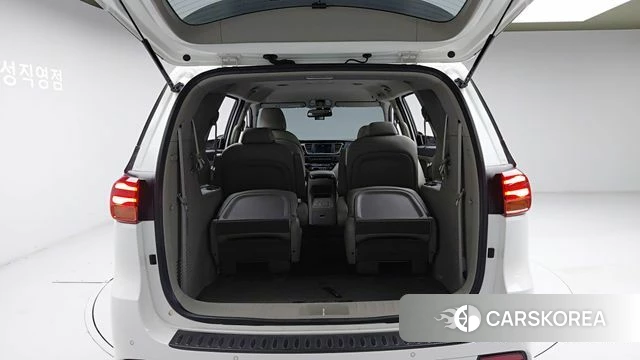 Kia The New Carnival id 4605132 из Кореи 10