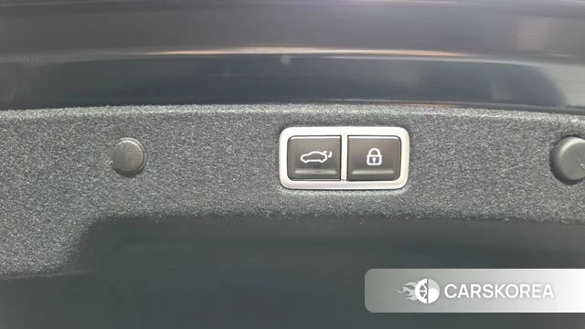 Hyundai Grandeur Hybrid (GN7) id 4792143 из Кореи 10