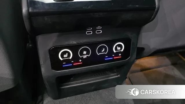 BMW 5 Series (G60) id 3706383 из Кореи 10