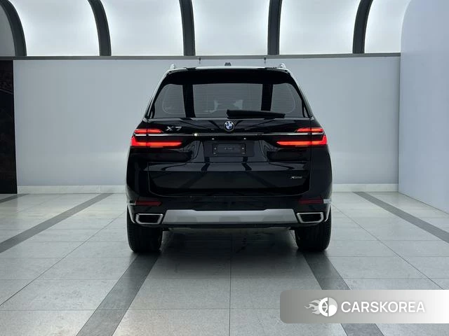 BMW X7 id 4218702 из Китая 10