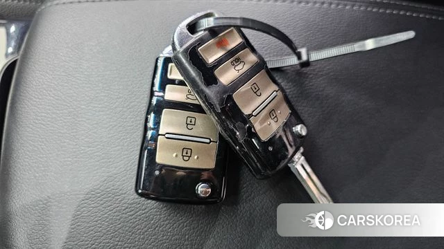 Kia Come New K7 id 3801561 из Кореи 10