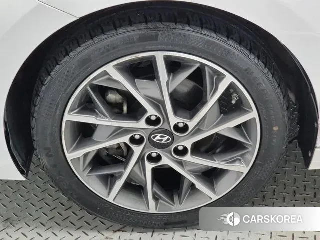 Hyundai The New Avante AD id 3449201 из Кореи 10