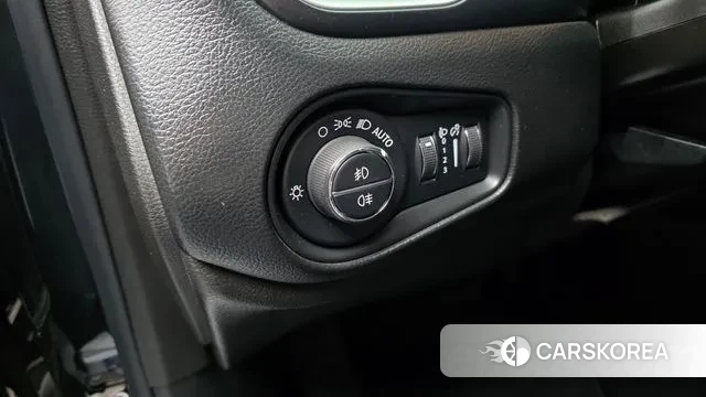 Jeep Renegade id 3691806 из Кореи 10