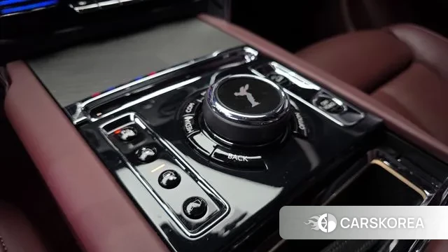 Rolls-Royce Cullinan id 3075049 из Кореи 10