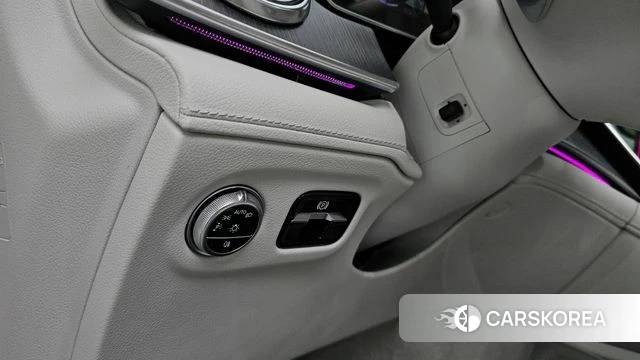 Mercedes-Benz EQS SUV X296 id 4730406 из Кореи 10