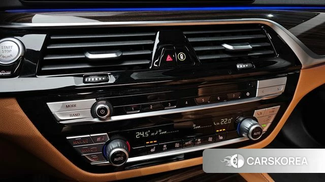 BMW 5 Series (G30) id 4917921 из Кореи 10
