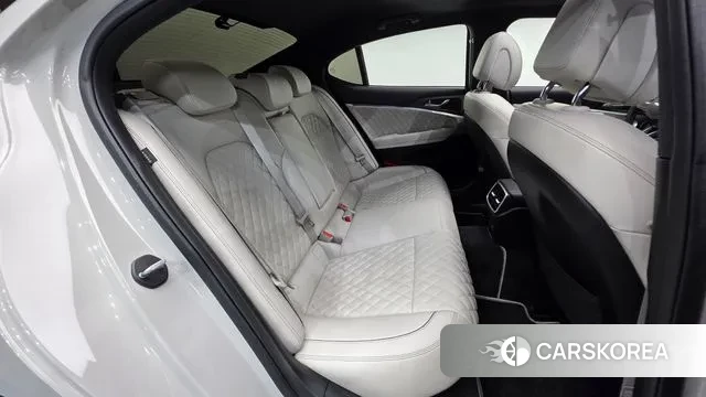 Genesis The New G70 id 3716359 из Кореи 10