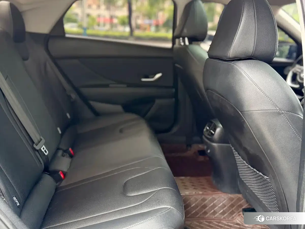 Hyundai Elantra id 4559587 из Китая 10