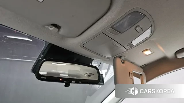 Kia Stonic id 3728844 из Кореи 10