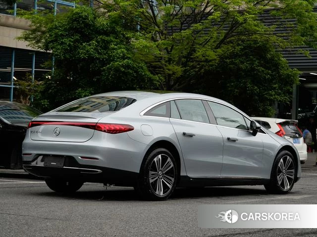 Mercedes-Benz EQS id 4211882 из Китая 10