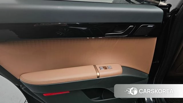 Hyundai Grandeur Hybrid (GN7) id 3826367 из Кореи 10