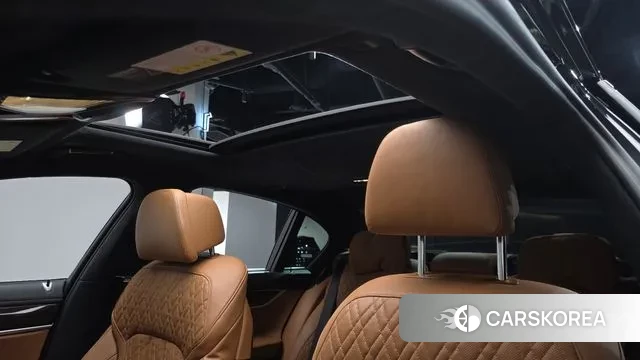 BMW 7 Series (G11) id 3307854 из Кореи 10