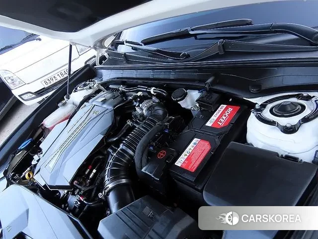 Hyundai Grandeur (GN7) id 3566101 из Кореи 10