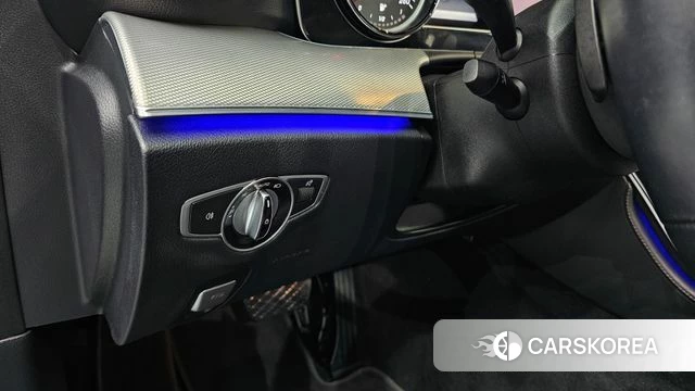 Mercedes-Benz E-Class W213 id 4180208 из Кореи 10