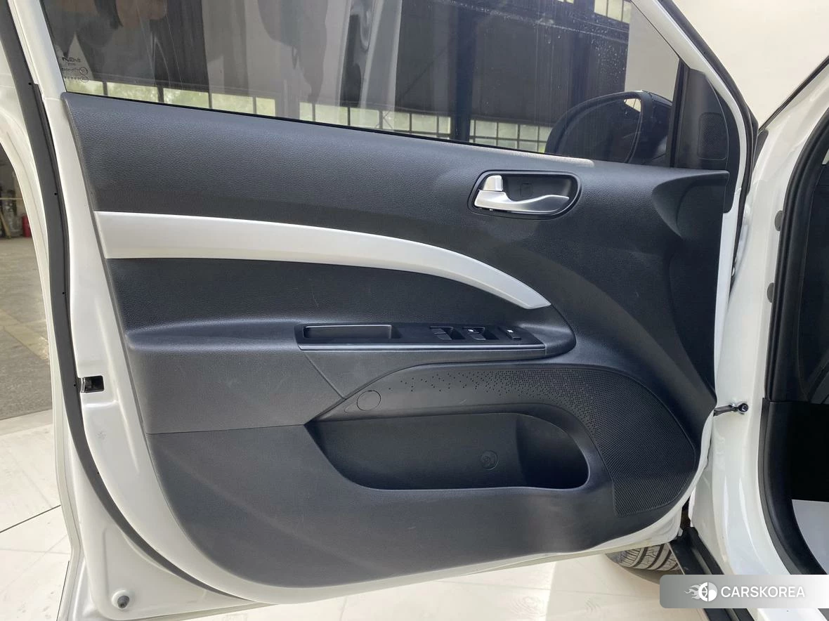 Kia KX1 id 4513521 из Китая 10