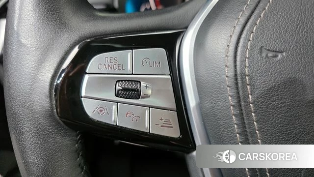 BMW 5 Series (G30) id 4338946 из Кореи 10