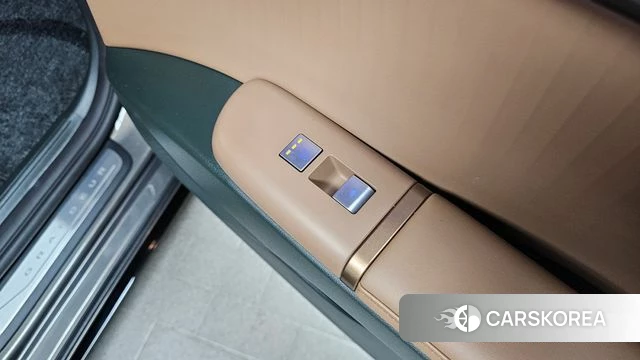 Hyundai Grandeur (GN7) id 3909889 из Кореи 10