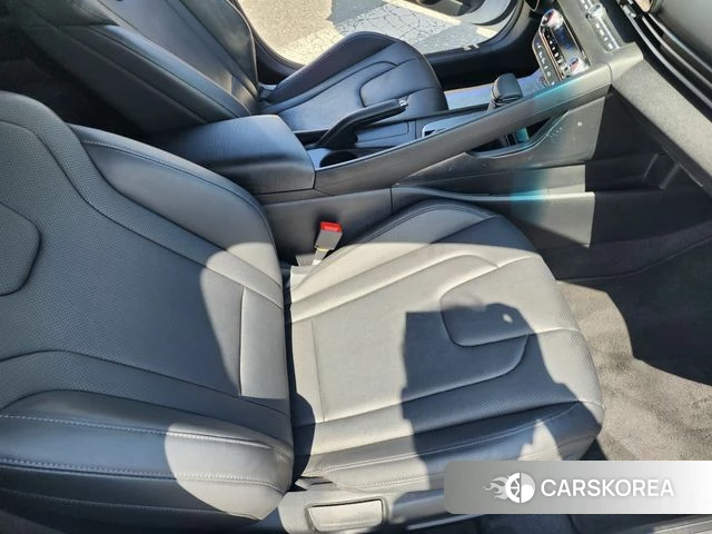 Hyundai Avante (CN7) id 3982189 из Кореи 10