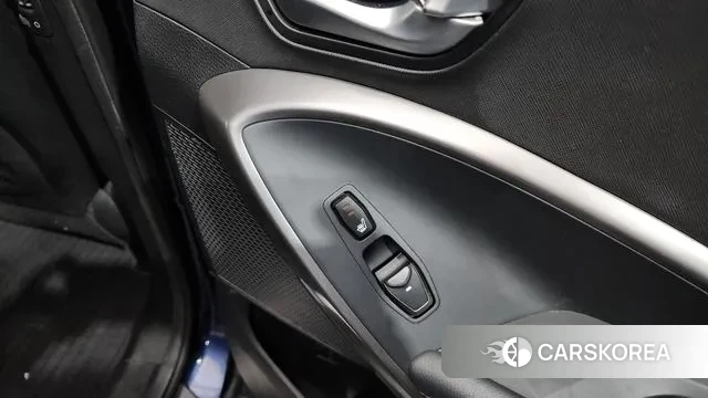 Hyundai The New Max Cruise id 3014100 из Кореи 10