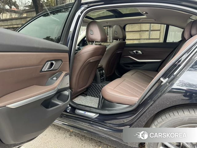 BMW 3 series id 4278396 из Китая 10