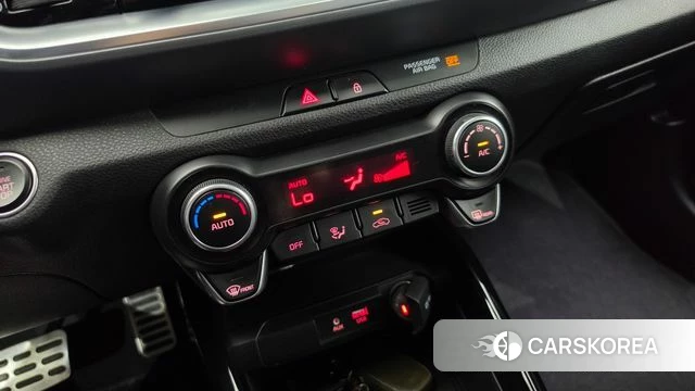 Kia Stonic id 4765475 из Кореи 10