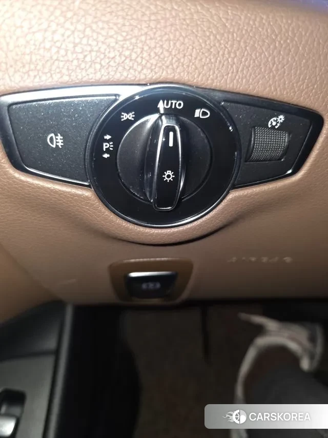 Mercedes-Benz E-Class W213 id 3649257 из Кореи 10