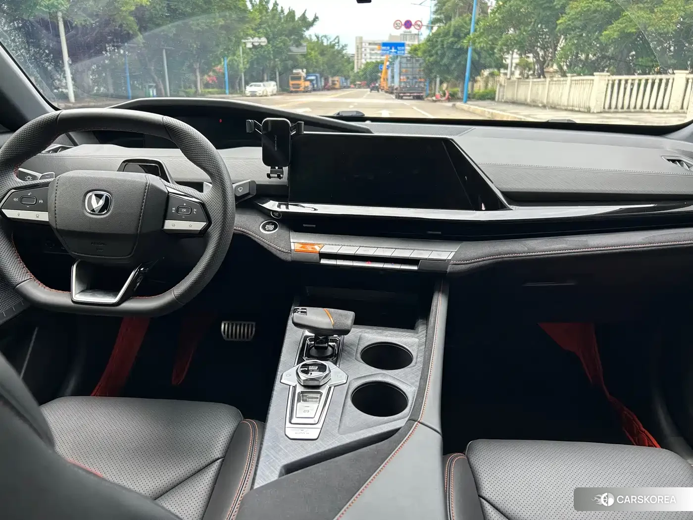 Chang'an UNI-V id 4680524 из Китая 10
