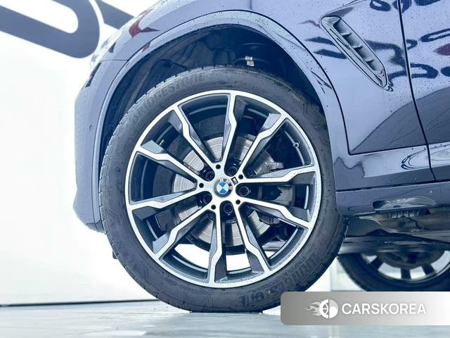 BMW X3 id 4335643 из Китая 10