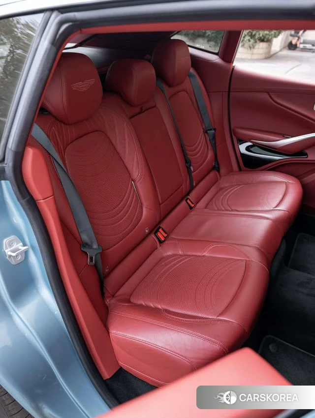 Aston Martin DBX id 4238628 из Китая 10