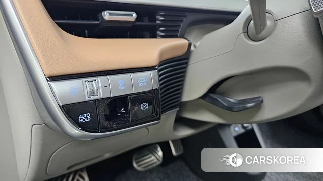 Hyundai Ionic 5 id 4697158 из Кореи 10
