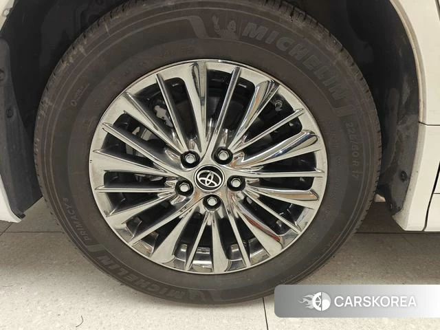 Toyota Elfa id 4274599 из Китая 10