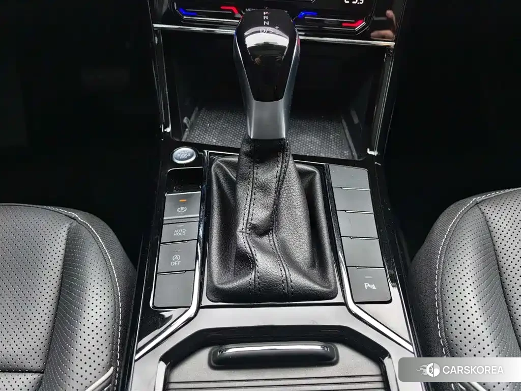 Volkswagen Passat id 4538857 из Китая 10