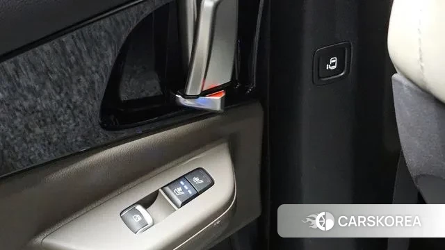 Kia The New Carnival 4th Generation id 3549730 из Кореи 10