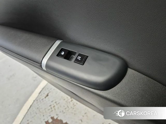 Hyundai Grandeur Hybrid (GN7) id 4322425 из Кореи 10